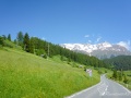 Blauer Himmel, freie Straßen